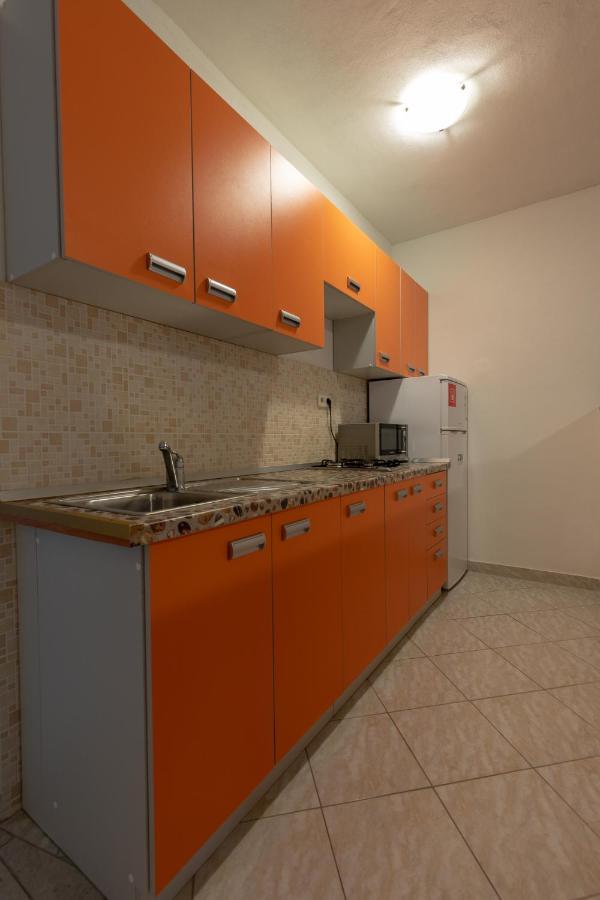 Apartman Kristo วีร์ ภายนอก รูปภาพ