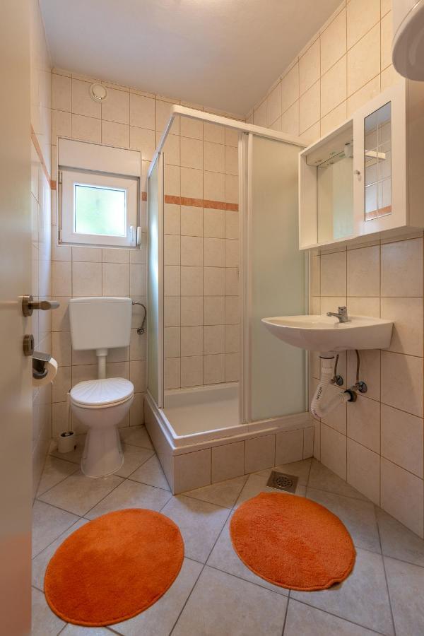 Apartman Kristo วีร์ ภายนอก รูปภาพ